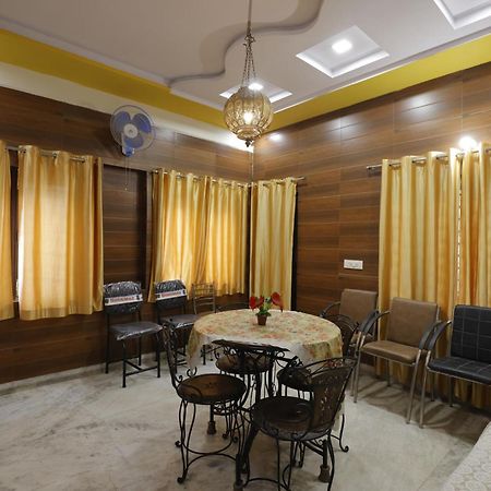basil inn Agra  Bagian luar foto